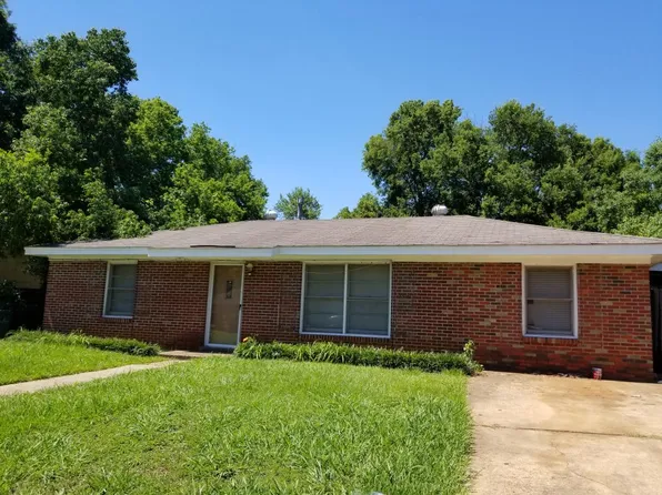128 Destin St, Montgomery, AL 36110