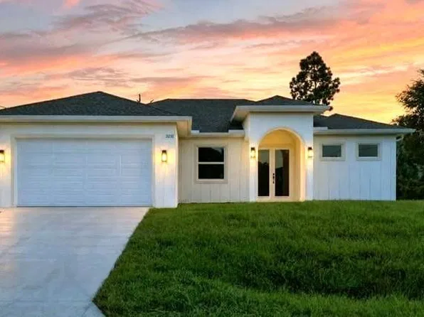 3211 42nd St SW, Lehigh Acres, FL 33976