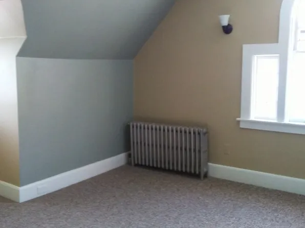 51 Linden St #301, Brattleboro, VT 05301