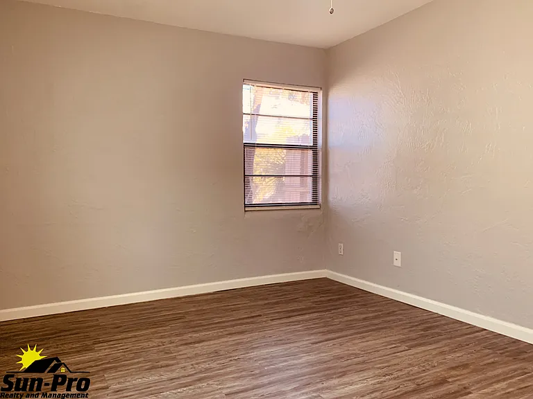 366 Golf Blvd — Photo 18