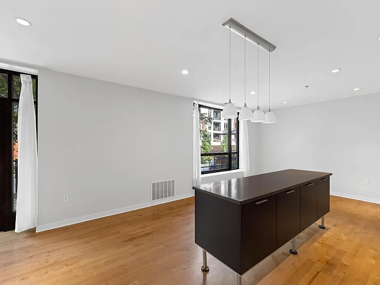 3104 W Lake St #104 — Photo 9