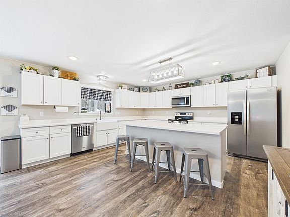 2nd image of 1200 Florice Dr