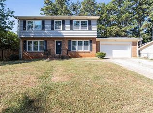 1604 Drayton Woods Dr, Tucker, GA 30084