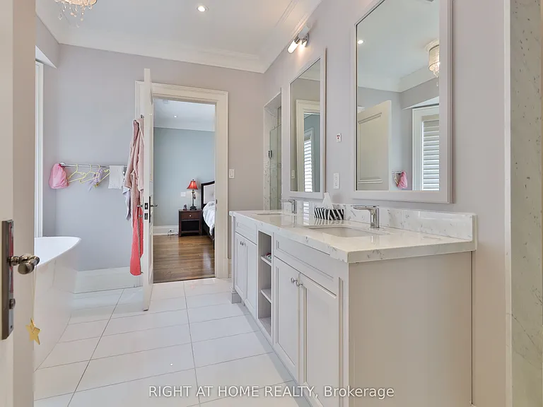 154 Munro Blvd — Photo 26