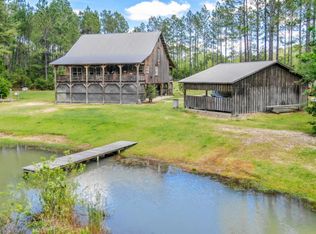 3827 Skipper Rd, Vernon, FL 32462