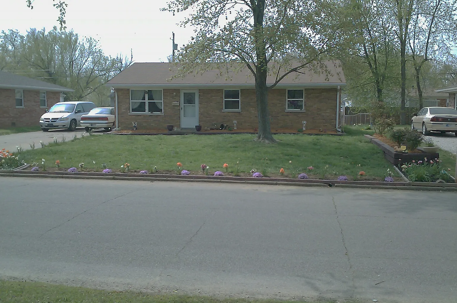 4105 Kathleen Ave photo 1