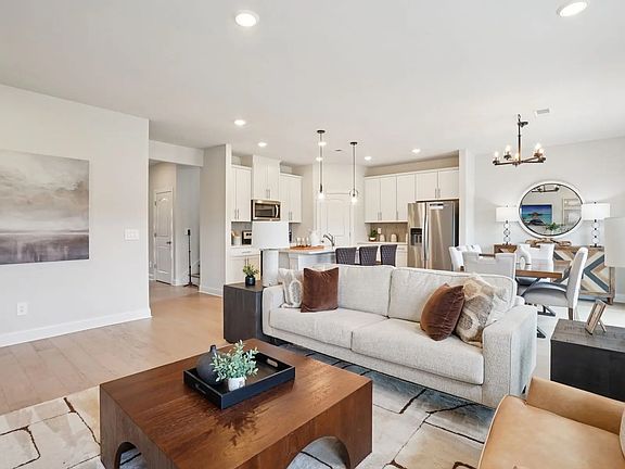 3rd image of 4952 Leesa Ann Ln