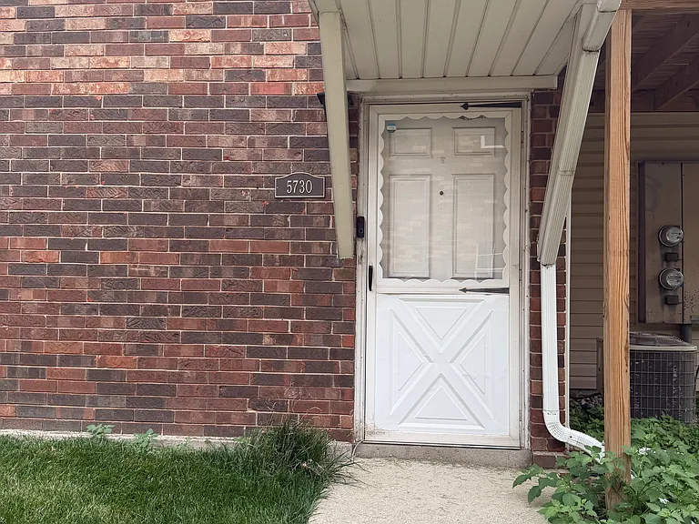 5730 Aspen Dr — Photo 3