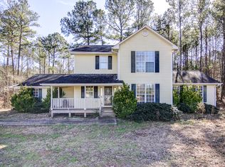 121 Robison Rd, Moreland, GA 30259