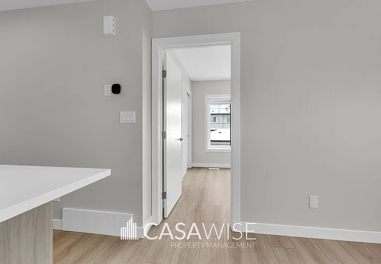 1059G Berg Pl #GS — Photo 10