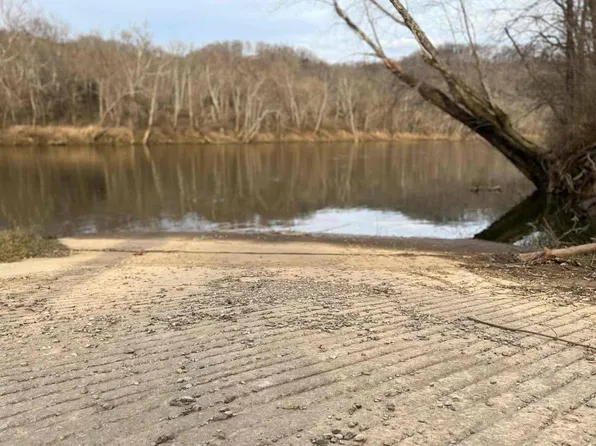 28 The Bend At Cumberland, Tompkinsville, KY 42167