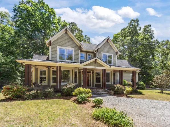 2171 Briarwood Cir, Fort Mill, SC 29715