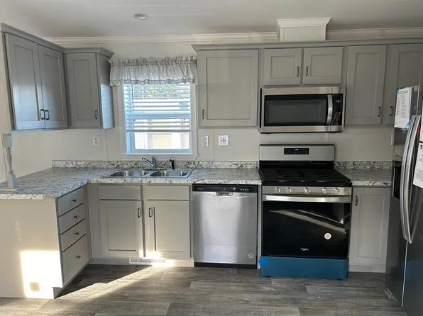 2 Dudley Court, Somersworth, NH 03878