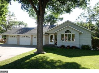 310 Hennepin Ave N, Glencoe, MN 55336