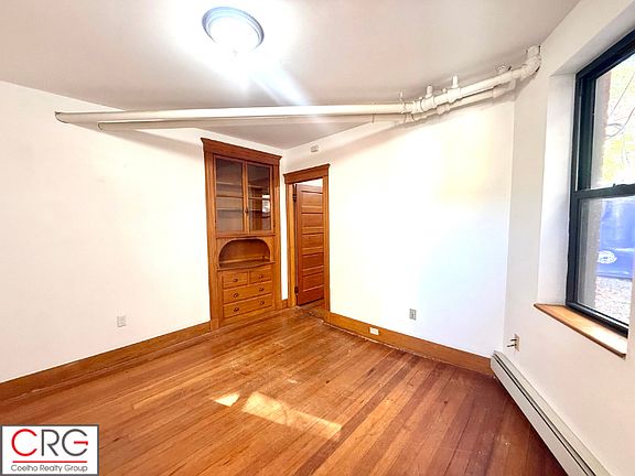 3rd image of 22 University Rd #1B
