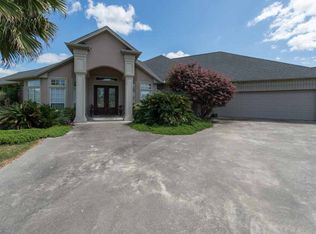 8595 Thomas Rd, Orange, TX 77630