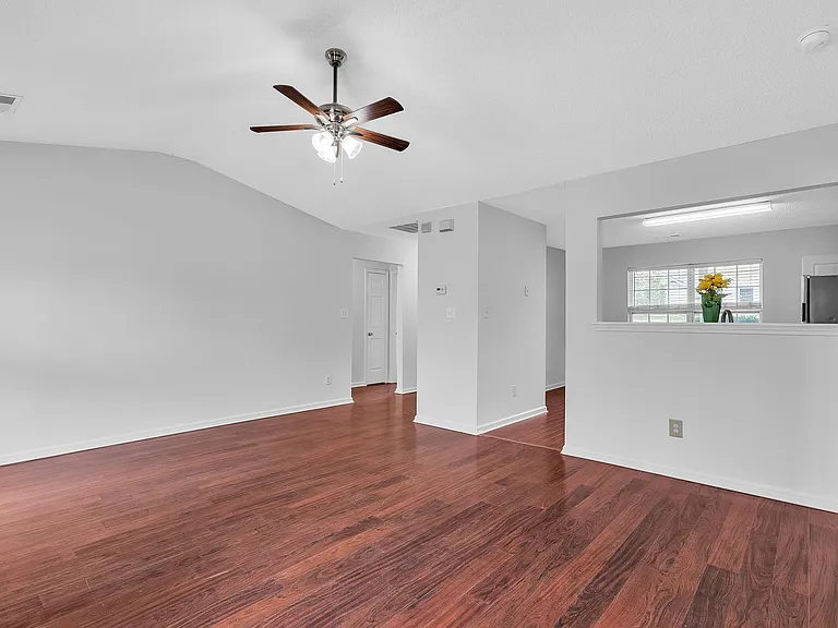 134 Chere Helen Dr — Photo 5