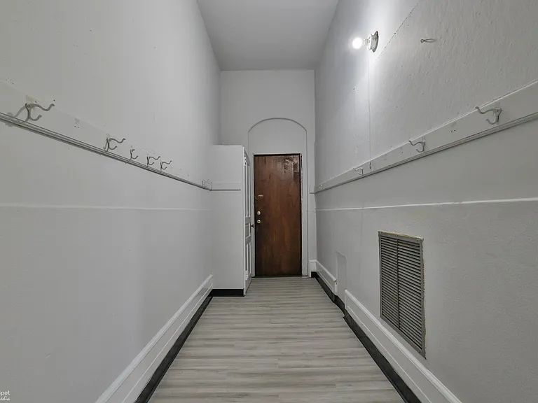353 Broad St #2 — Photo 15
