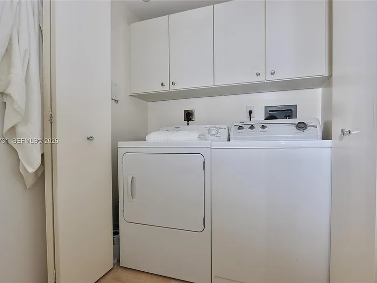 7000 Island Blvd #2605 — Photo 16