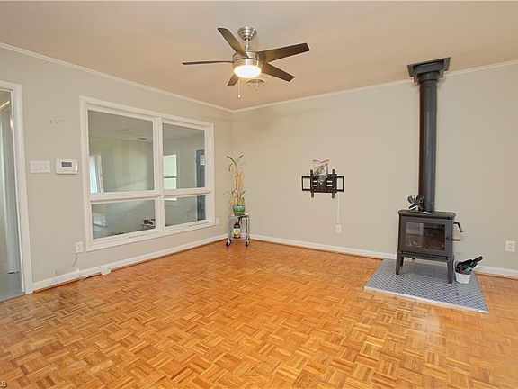 4th image of 3205 London Rd