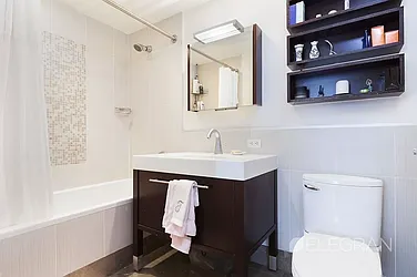 Rented by (Legacy) Elegran