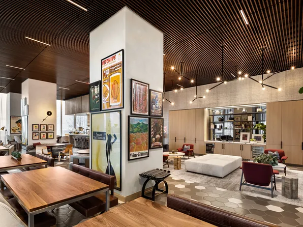 252 South Street image 12 of 25