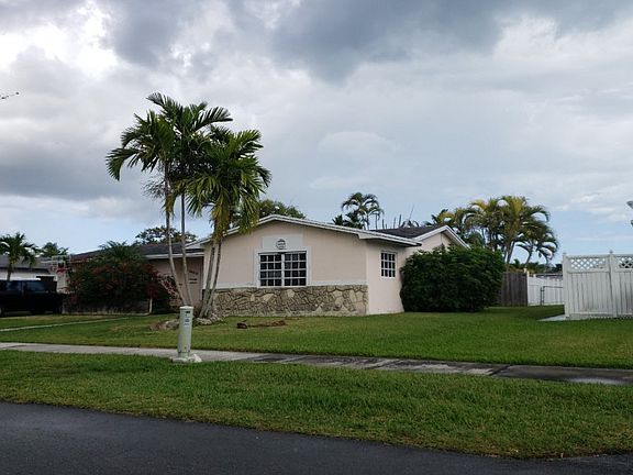 2nd image of 18673 SW 93rd Ct