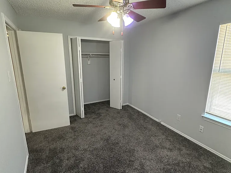 3005 Whisper Oaks Ln #A — Photo 8