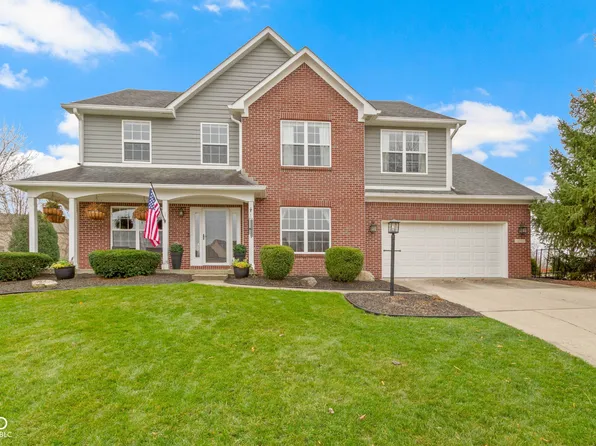 4351 Chase Cir, Zionsville, IN 46077