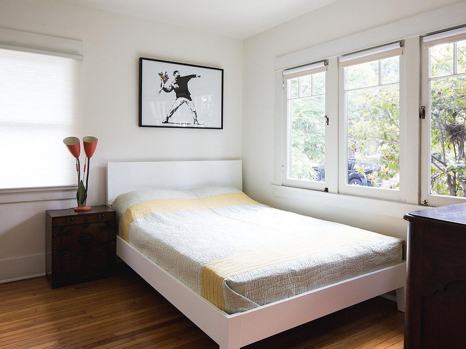 1st image of 2307 Echo Park Ave