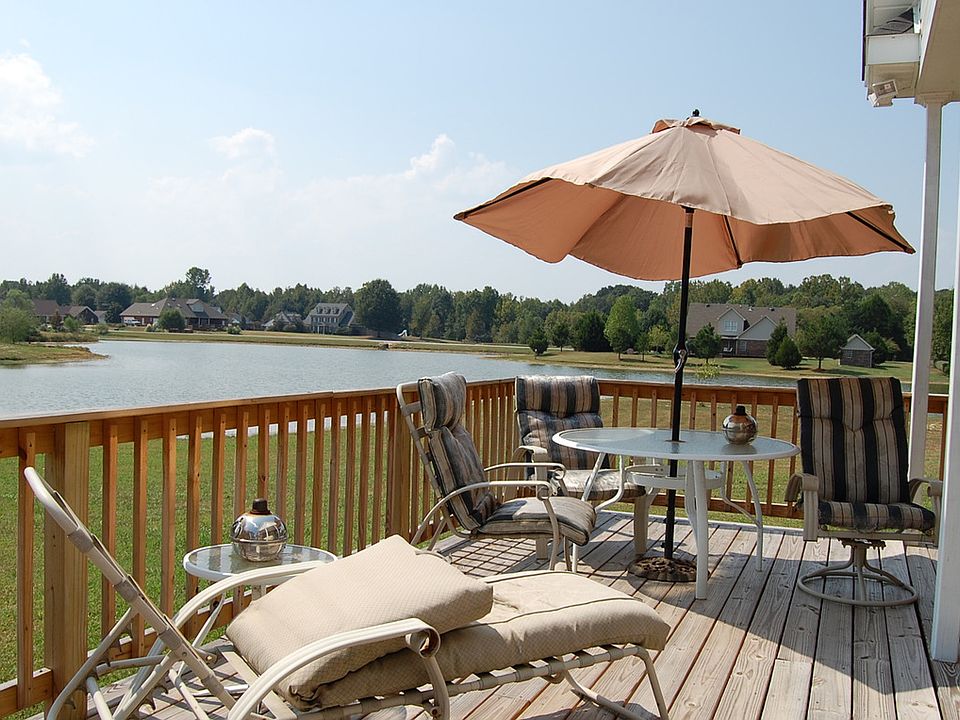 2nd image of 121 Caitlyn Dr