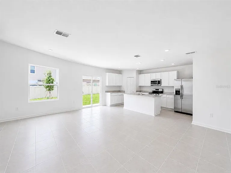 3602 Hardman Dr — Photo 5