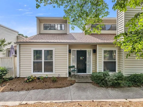 701 Serramonte Dr, Marietta, GA 30068