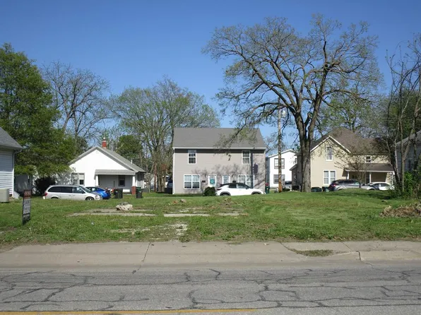 716 S 6th St, Kirksville, MO 63501
