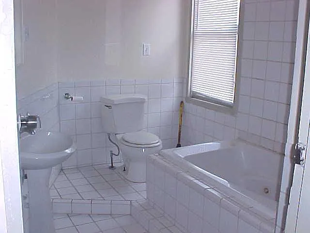 54 S 19th St #2 photo 1