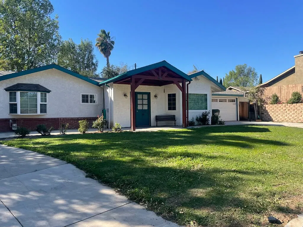 Brush Hill Rd, Thousand Oaks — Photo 1