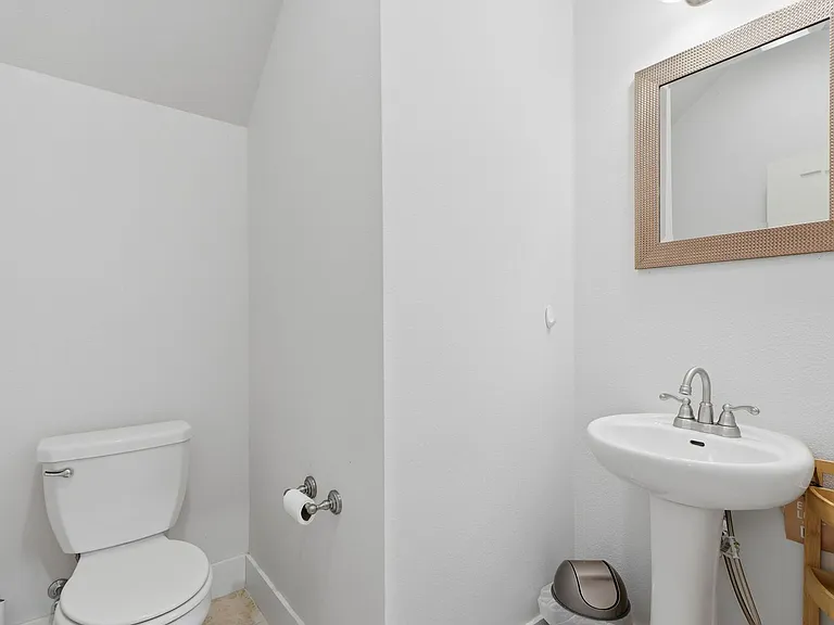 1229 W 86th Pl S — Photo 19
