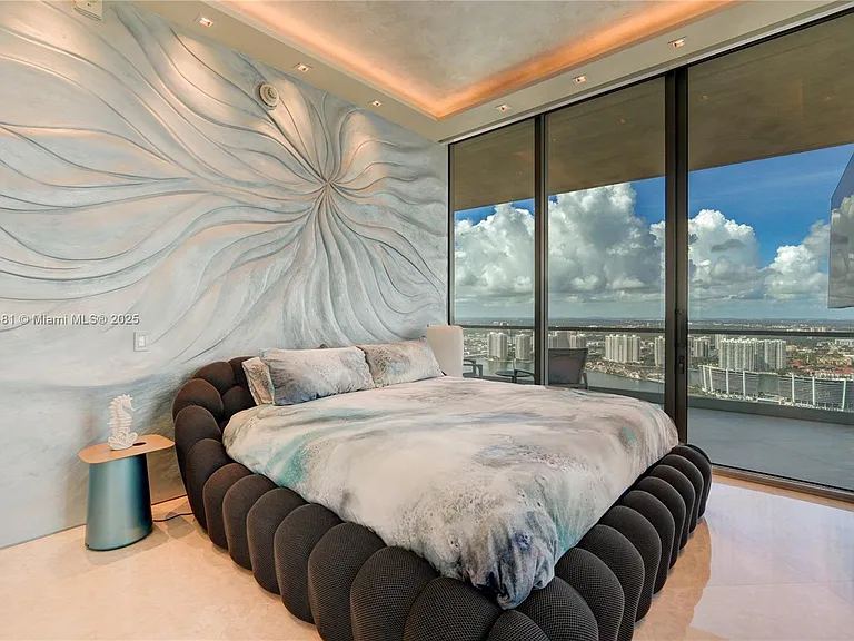 18501 Collins Ave #5001 — Photo 16