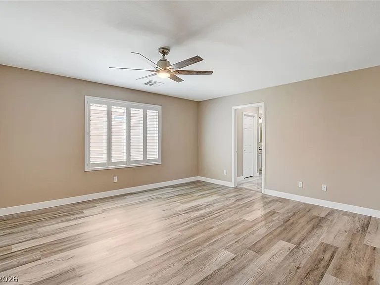 9975 Mills Reef Ct — Photo 45