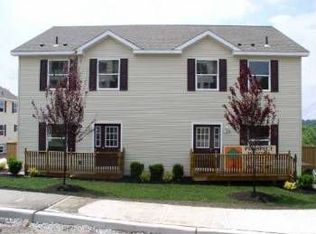 5 Milla Ln, Spring Valley, NY 10977