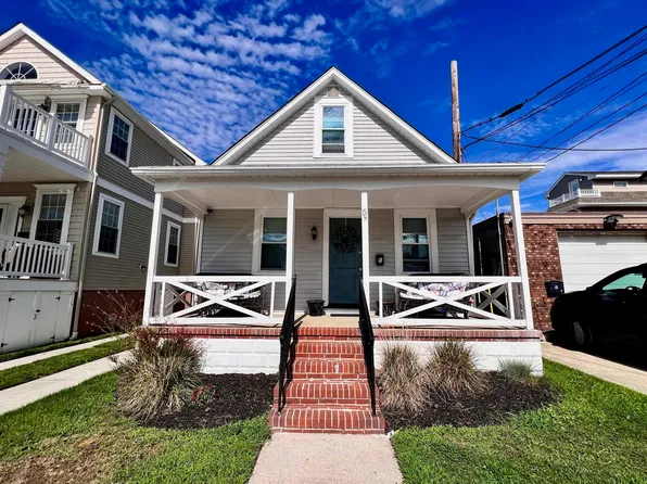 5 N Adams Ave, Margate, NJ 08402