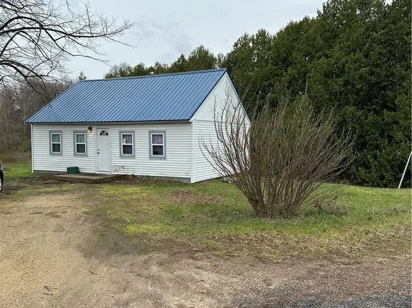 141 S Hoffman Street, Hixton, WI 54635