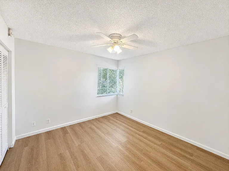 340 NW 67th St #108 — Photo 28