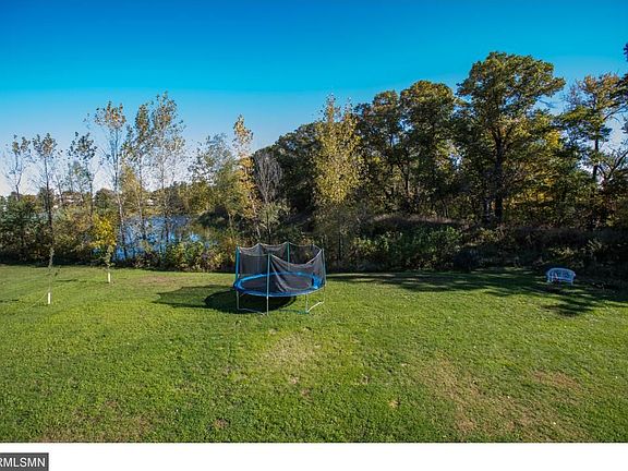 5th image of 2472 Bridgewater Pl S