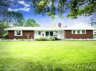 1406 Westgate Rd, Washington, IL 61571