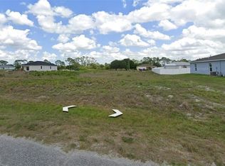 9046 Green Cir, Labelle, FL 33935