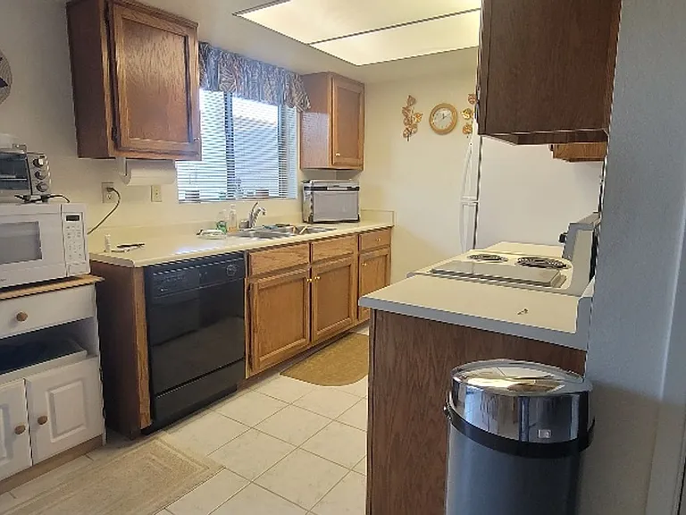 16510 E Palisades Blvd #22 — Photo 6