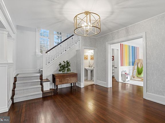 5th image of 313 Berkeley Rd
