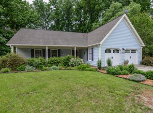 9914 Manbey Ct, Charlotte, NC 28269
