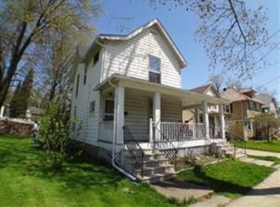 227 8th St, Elyria, OH 44035
